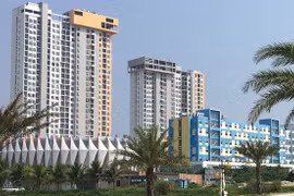 Experts eye fix for condotel woes 
