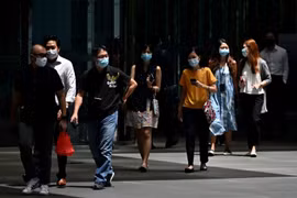 Singapore continues reporting negative employment data in Q2