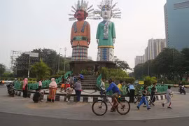 Indonesian capital extends large-scale social restrictions amid COVID-19