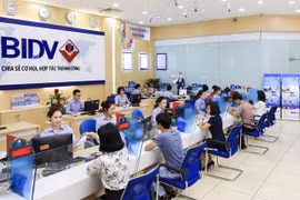 Reference exchange rate revised down by 4 VND 