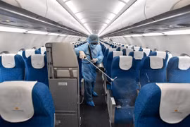 Crew of flight with COVID-19 cases negative for coronavirus