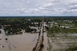 Death toll from flooding in Cambodia rises to 39