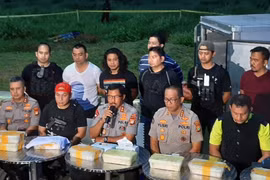 Indonesia seizes nearly 300kg of crystal meth