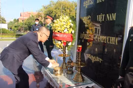 Activities held in Cambodia, Cuba to mark 75th National Day