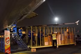 Vietjet offer free transport of relief aid to central region