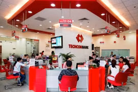 Reference exchange rate down 10 VND on February 5 