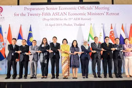 ASEAN economic ministers discuss RCEP negotiations 