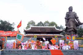 Unique traditional festivals of Hanoi attract foreign visitors
