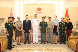 Deputy Defence Minister meets Vice Chief of Australia’s Defense Force