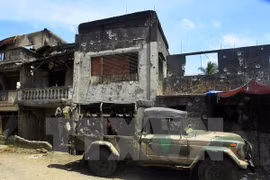Philippine militants kill seven loggers 