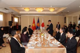 ASEAN ambassadors discuss APEC 2017 in Japan