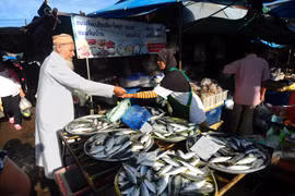 Thailand: Small retailers to get aid from government