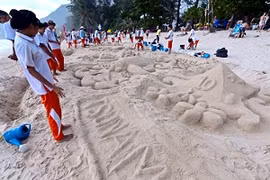 Thailand: Memorial events held for tsunami victims
