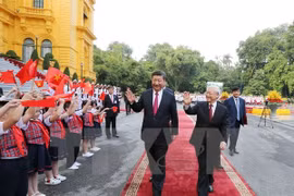 Vietnam, China secure 19 cooperation deals