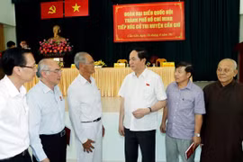 President meets Can Gio district’s constituents 