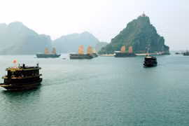 Ha Long determined to become civilised, friendly city