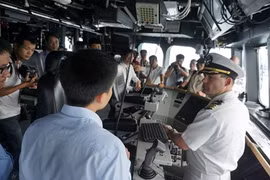 Vietnam, US hold 8th Naval Engagement Activity in Khanh Hoa