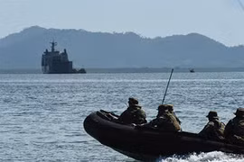 Philippines, Australian forces stage sea drill as ties deepen