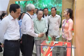 Front work tightens Vietnam-Laos relations