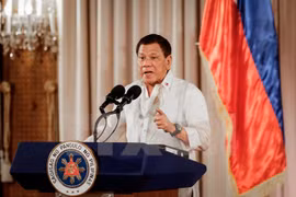 Philippine President allows army’s attack plan in Marawi