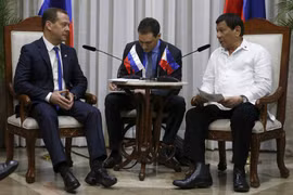 Philippines, Russia vow to boost trade, military partnership