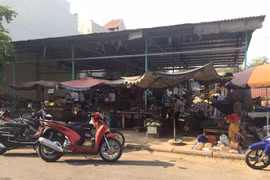  A hero to HCM City street vendors