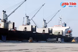 Ha Tinh: Work begins on 2.1 trillion VND Phoenix wharfs 