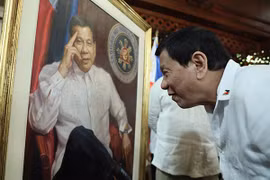 Philippines considers extended martial law in Mindanao