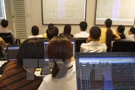 Shares rebound on investor confidence
