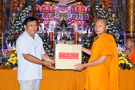 Steering committee congratulates Khmer people on Sene Dolta festival