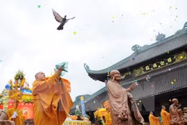 Vietnam, Cambodia border localities share experience in religious affairs