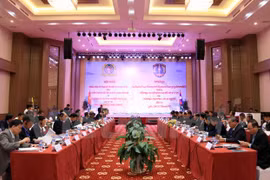 Vietnamese, Lao police seek to foster collaboration