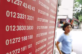 Three telecom giants test mobile number portability