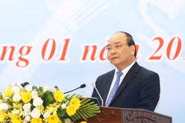 PM urges shift to innovation industries