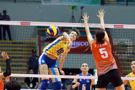 VN women lose two volleyball matches