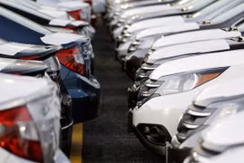 Automobile sales dips 6 percent in eight months