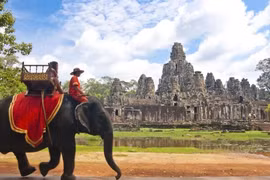 Charity Fun Walk celebrates ASEAN’s 50th anniversary in Cambodia