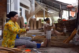 Ancestral craft villages struggle to survive