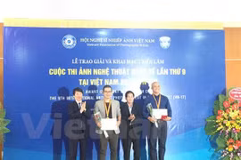 Awards of 9th Int’l Artistic Photo Contest in Vietnam presented