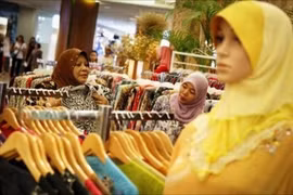 Malaysia releases five-year Islamic fund plan