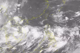 Tropical storm Sonca: high risk of floods, landslides