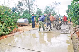 Central Highland province develops rural areas