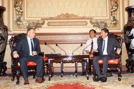 HCM City, Belarus seek cooperation in public transport 