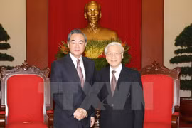 Party chief: Vietnam pays great attention to relations with China