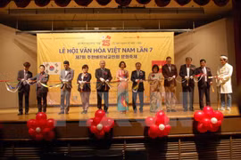 Vietnam cultural festival in RoK bonds two peoples