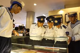 Royal records, antique items on Hoang Sa, Truong Sa to be on show