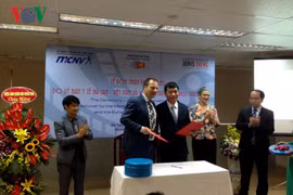 Vietnam receives 33 documentaries from Netherlands