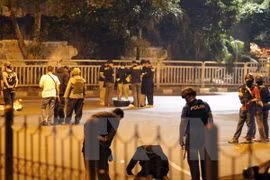 Indonesia police foil bombing plots
