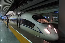 Thai PM calls for support for Thailand-China rail project