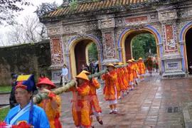 Hue: Neu pole planted to salute Lunar New Year